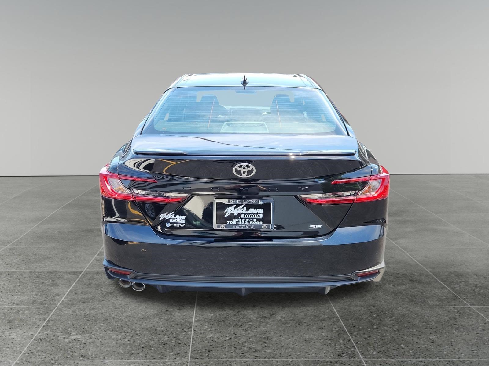 2026 Toyota Camry SE - Photo 6