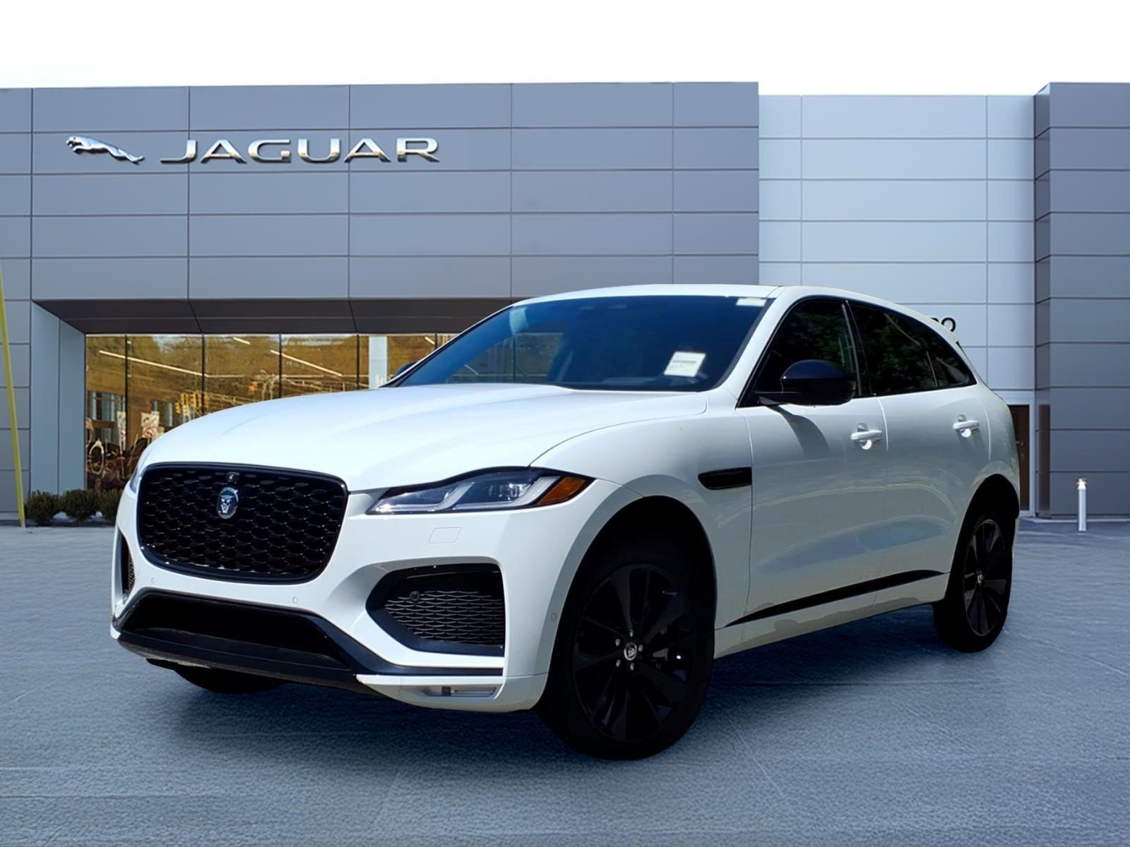 New 2026 Fuji White JAGUAR P250 R-DYNAMIC S image 1