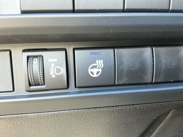 Used 2026  Toyota SR5 image 30