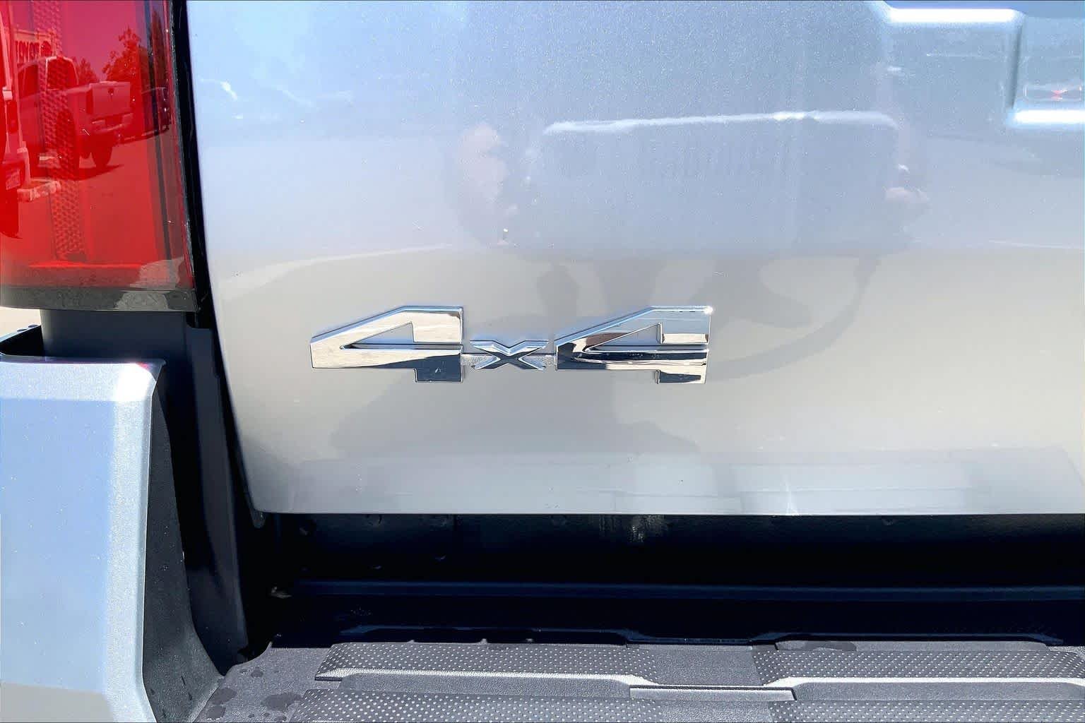 New 2026 Celestial Silver Metallic Toyota SR5 image 15