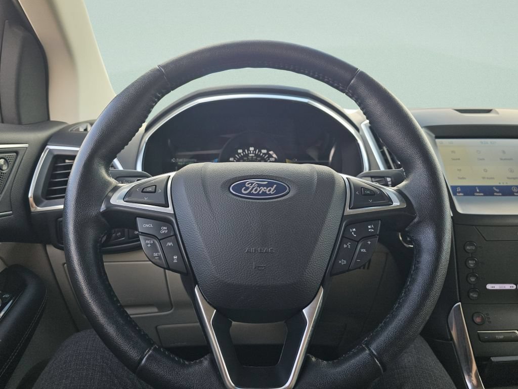 Used 2020 White Metallic Ford Titanium image 30
