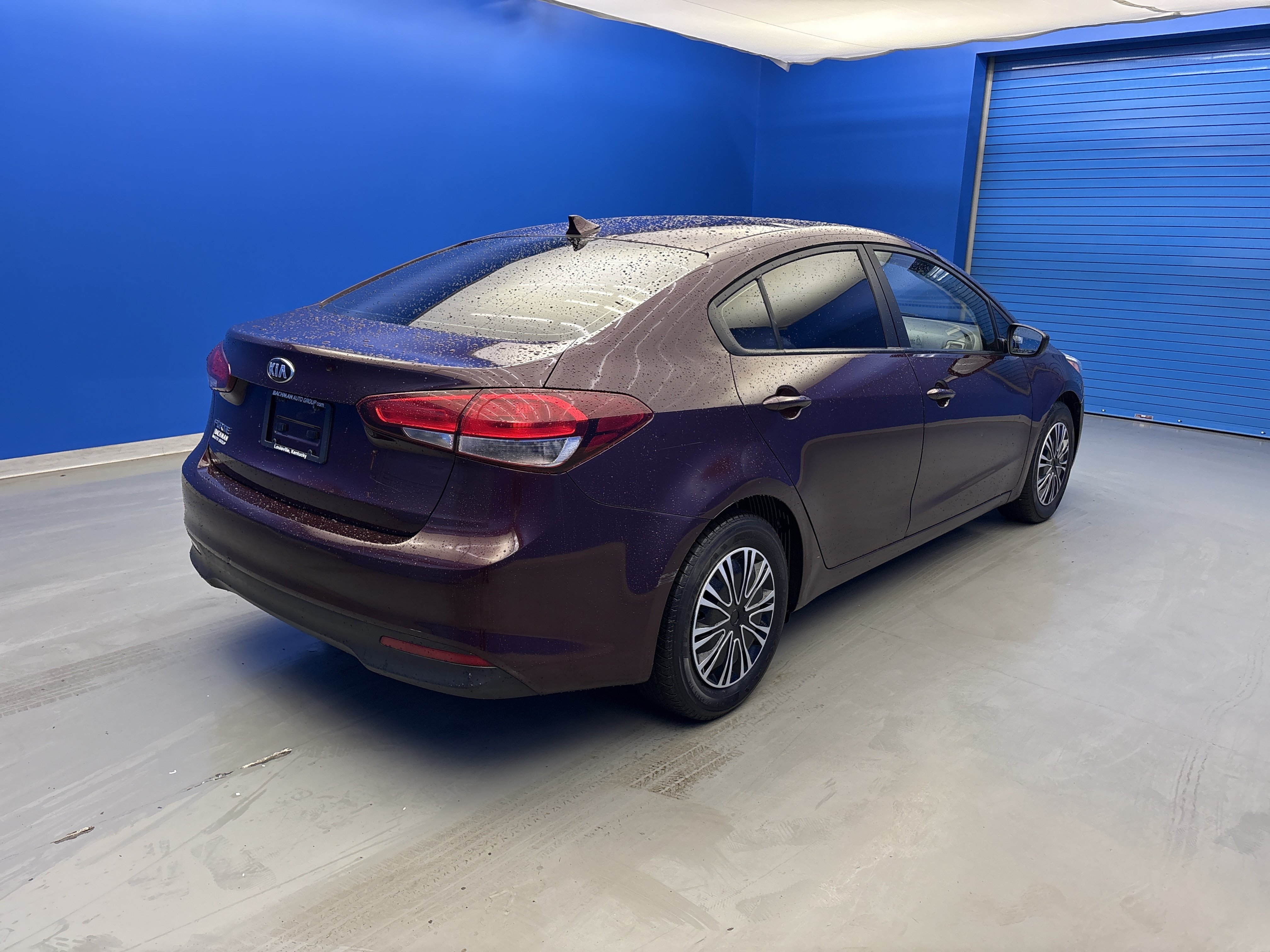 Used 2017 Red Kia LX image 7