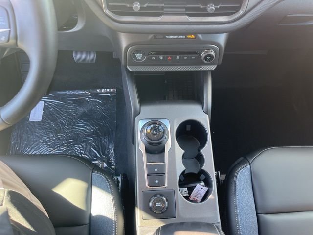New 2025 Azure Gray Metallic Tri-Coat Ford Outer Banks image 17
