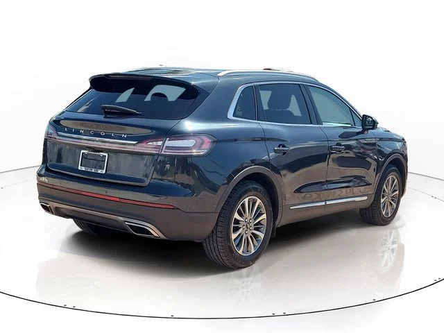 Used 2022 Blue Lincoln Standard image 5