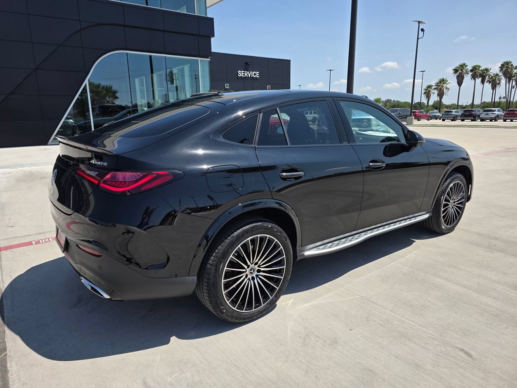 New 2027 Black Mercedes-Benz GLC 300 image 36