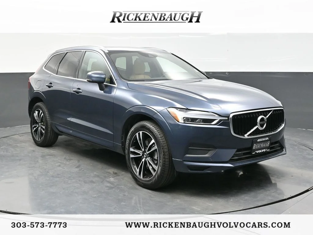 2020 Volvo XC60 T5 Momentum AWD's photo