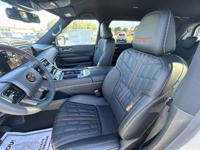 New 2026 White Nissan PRO-4X image 11
