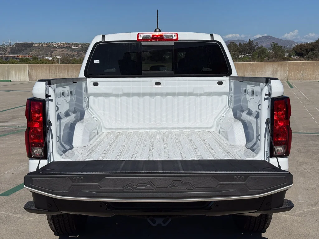 2026 Chevrolet Colorado Work Truck - Photo 8