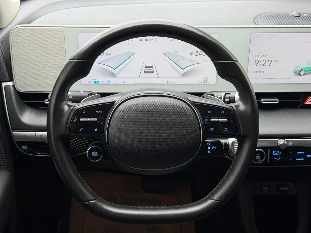 Used 2024 Blue Hyundai SEL image 17