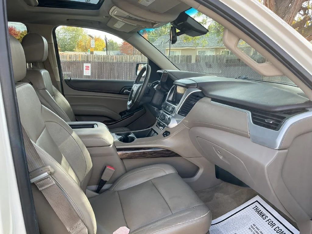 Used 2015 WHITE DIAMOND TRICOAT GMC SLT image 32