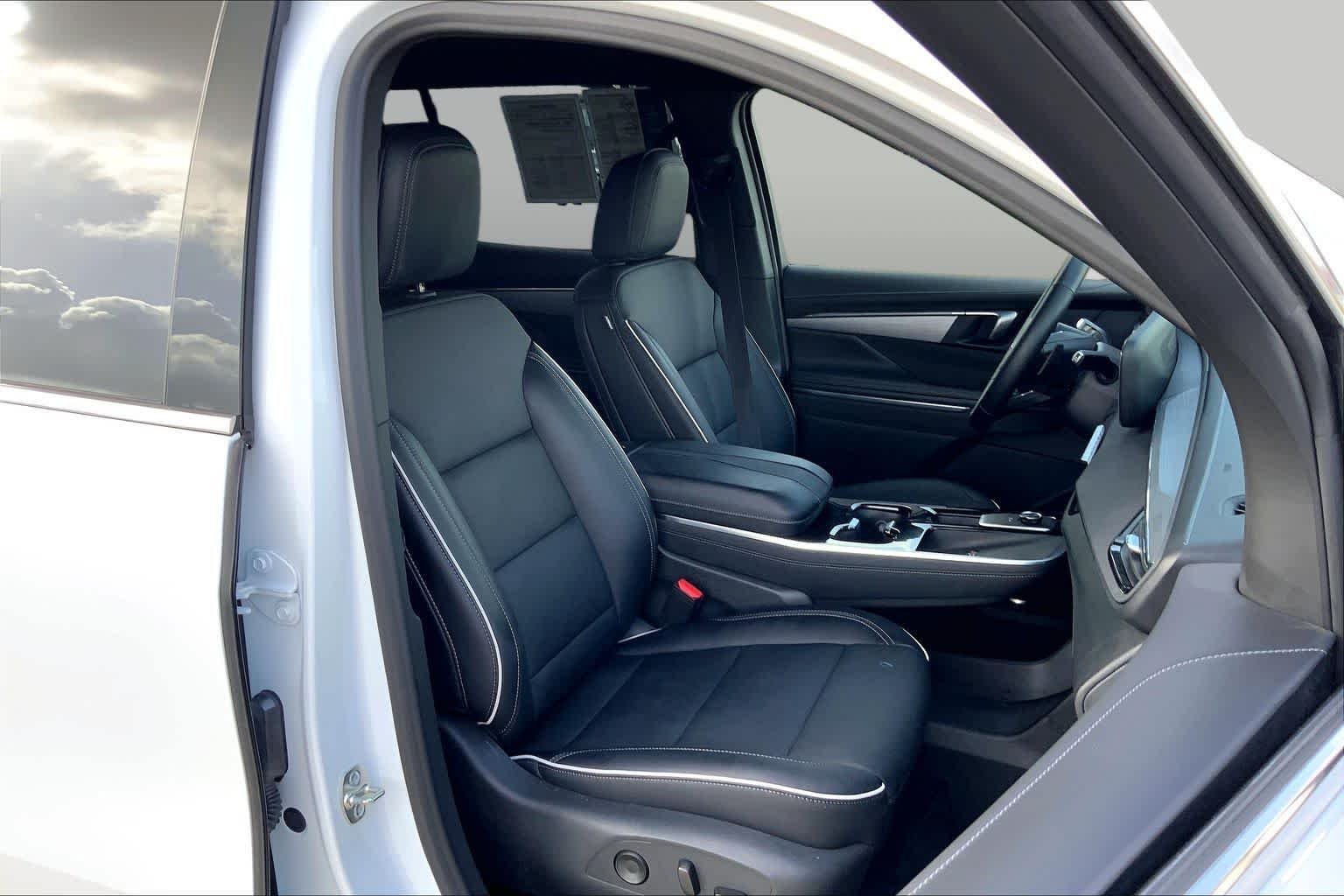 2026 Buick Enclave Preferred - Photo 9