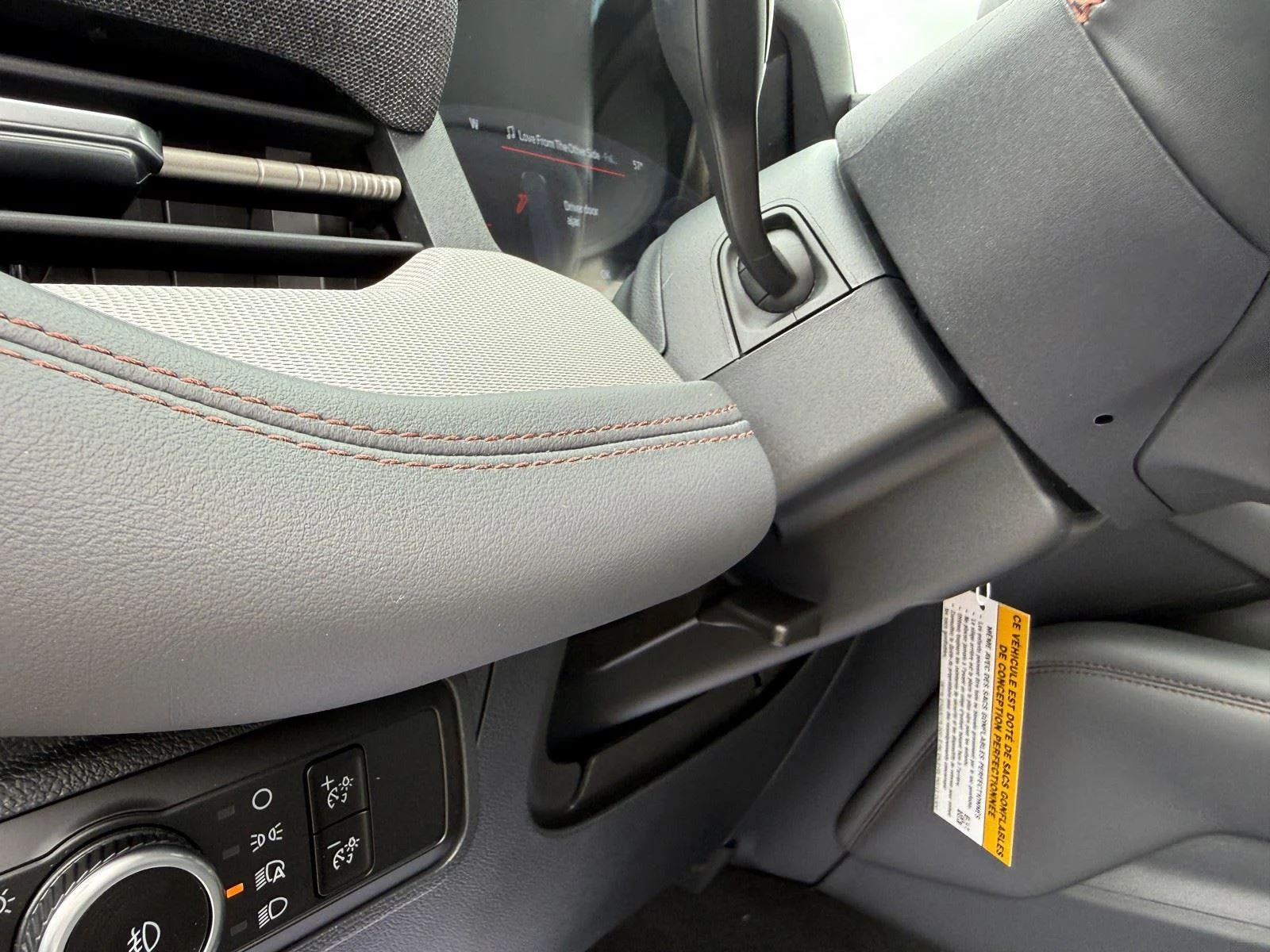 New 2026 Carbonized Gray Metallic Ford Active w/100A Pkg image 17