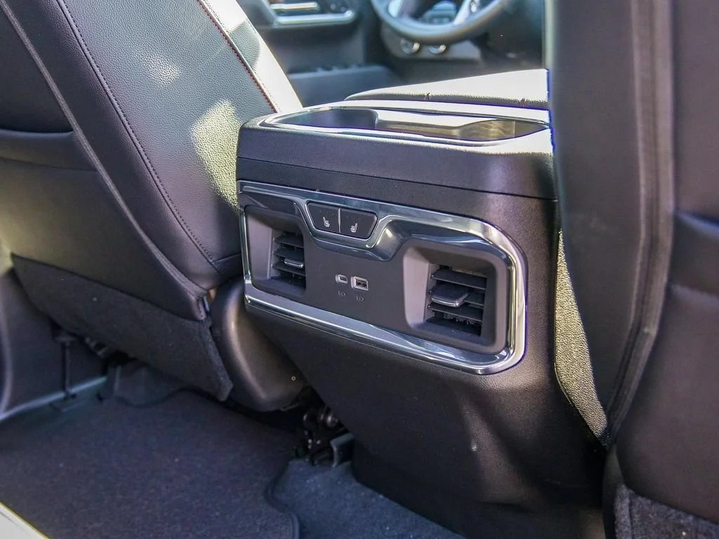 2025 Chevrolet Silverado 3500 HD High Country - Photo 29