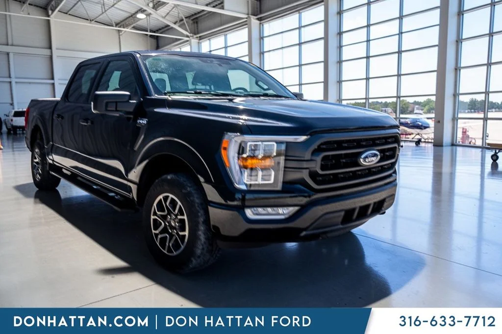 Used 2023 Black Ford XLT image 34