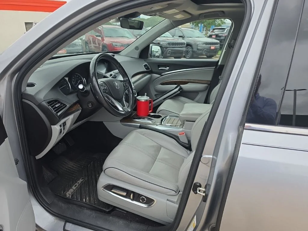 Used 2019 Silver Acura 3.5L Advance Package image 16