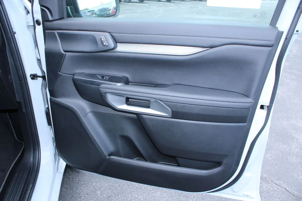 New 2026 Avalanche Ford Lariat® image 31