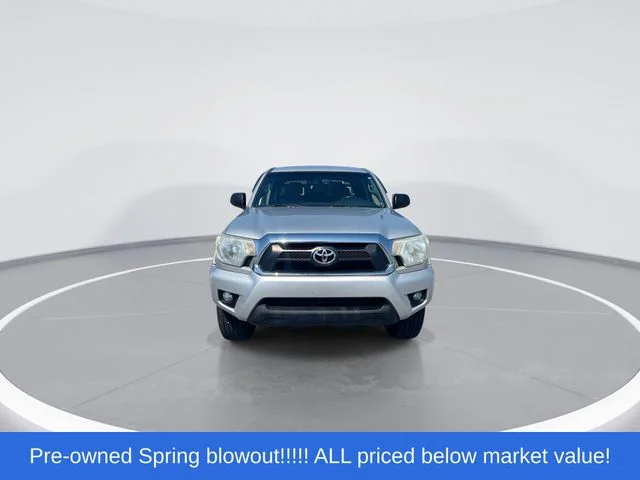 Used 2013 Silver Toyota SR5 image 3