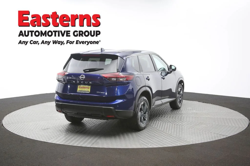 Used 2024 Blue Nissan SV image 39