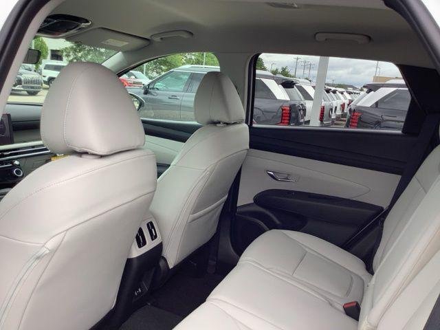 New 2026 White Pearl Hyundai SEL Plus image 18