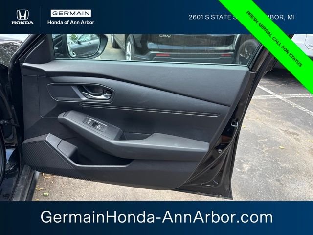 Certified Used 2024 Crystal Black Pearl Honda LX image 16