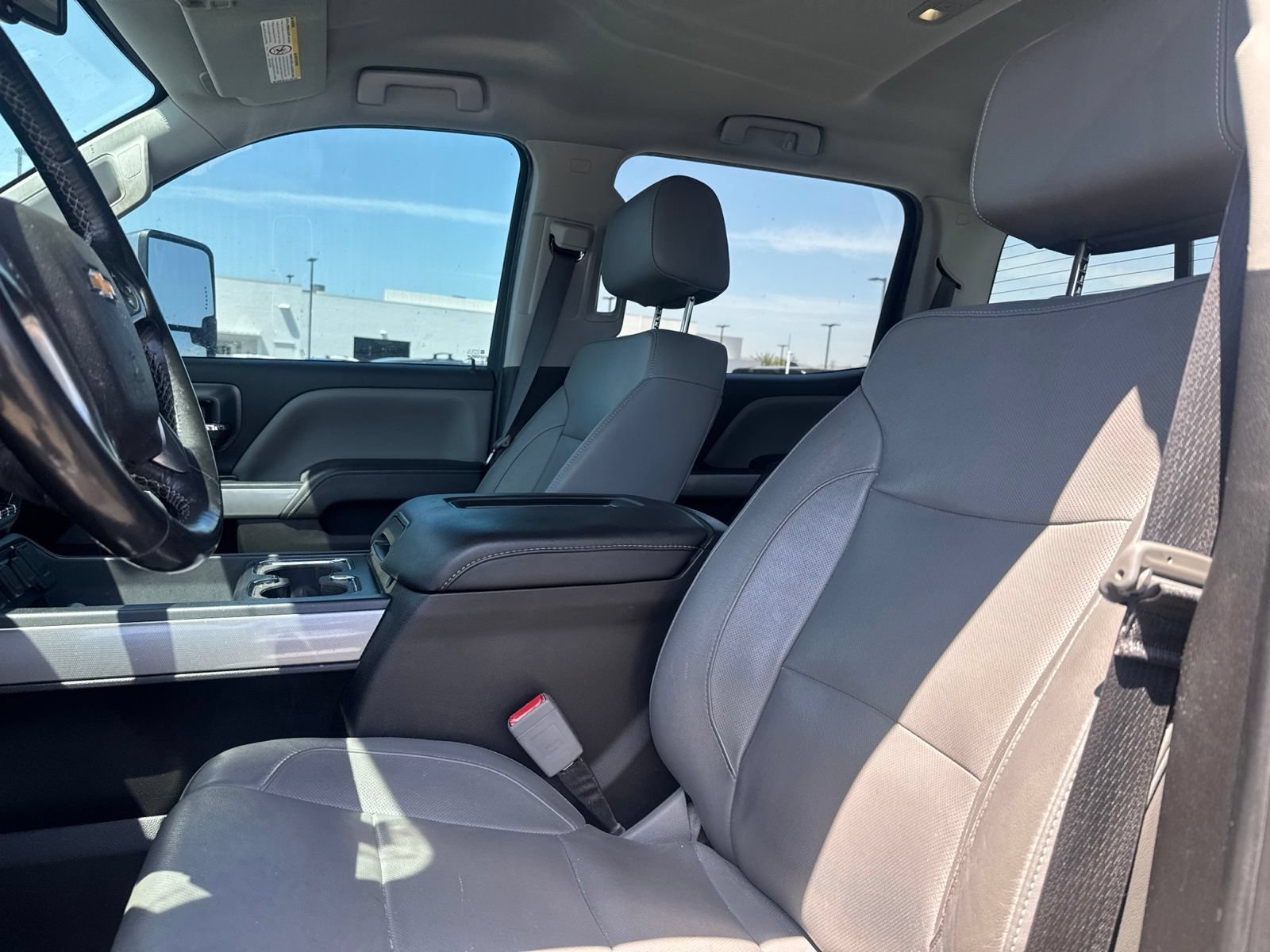 Used 2019 SILVER ICE METALLIC Chevrolet LTZ image 15