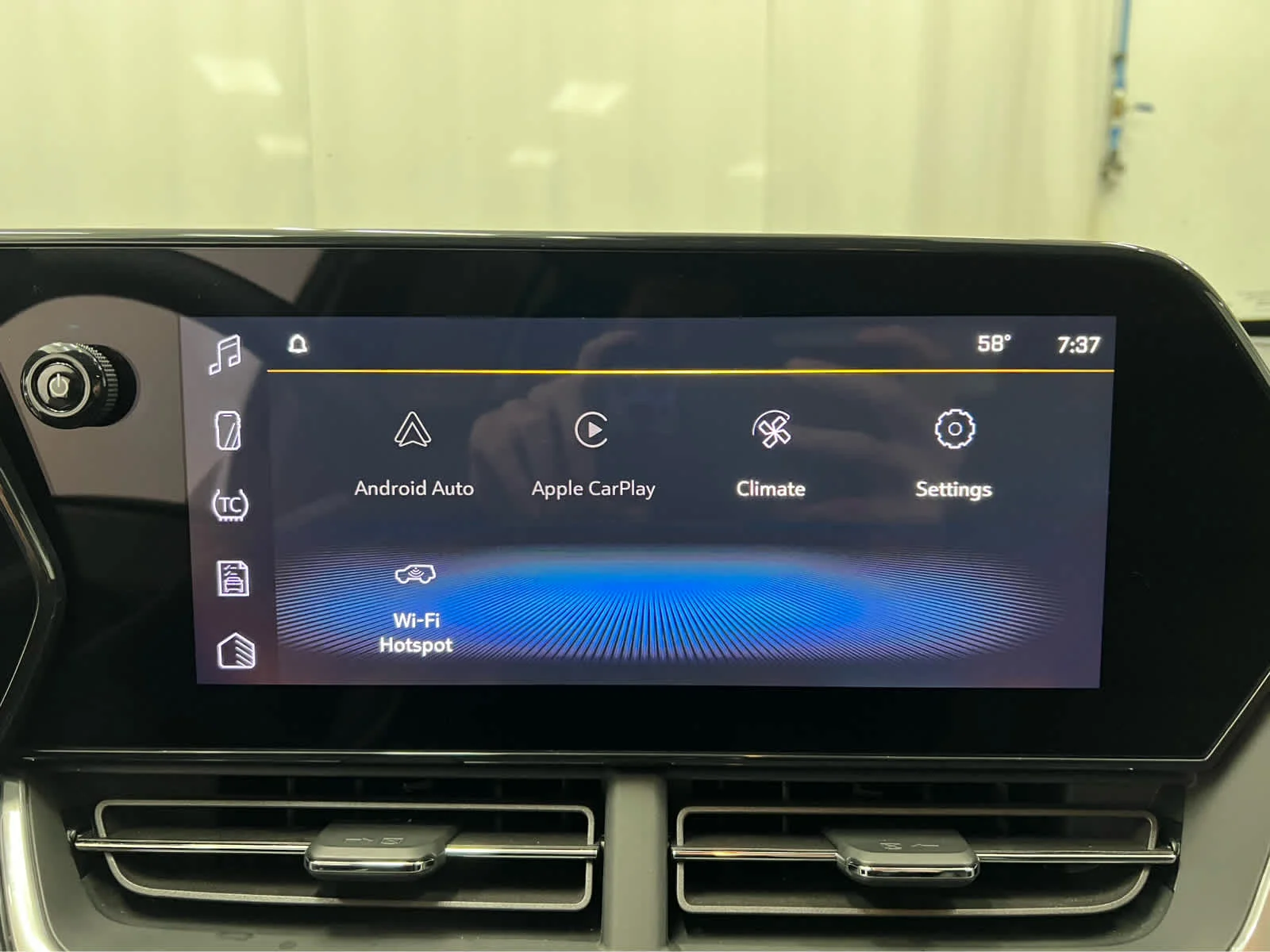 Used 2024 Summit White Chevrolet ACTIV image 17