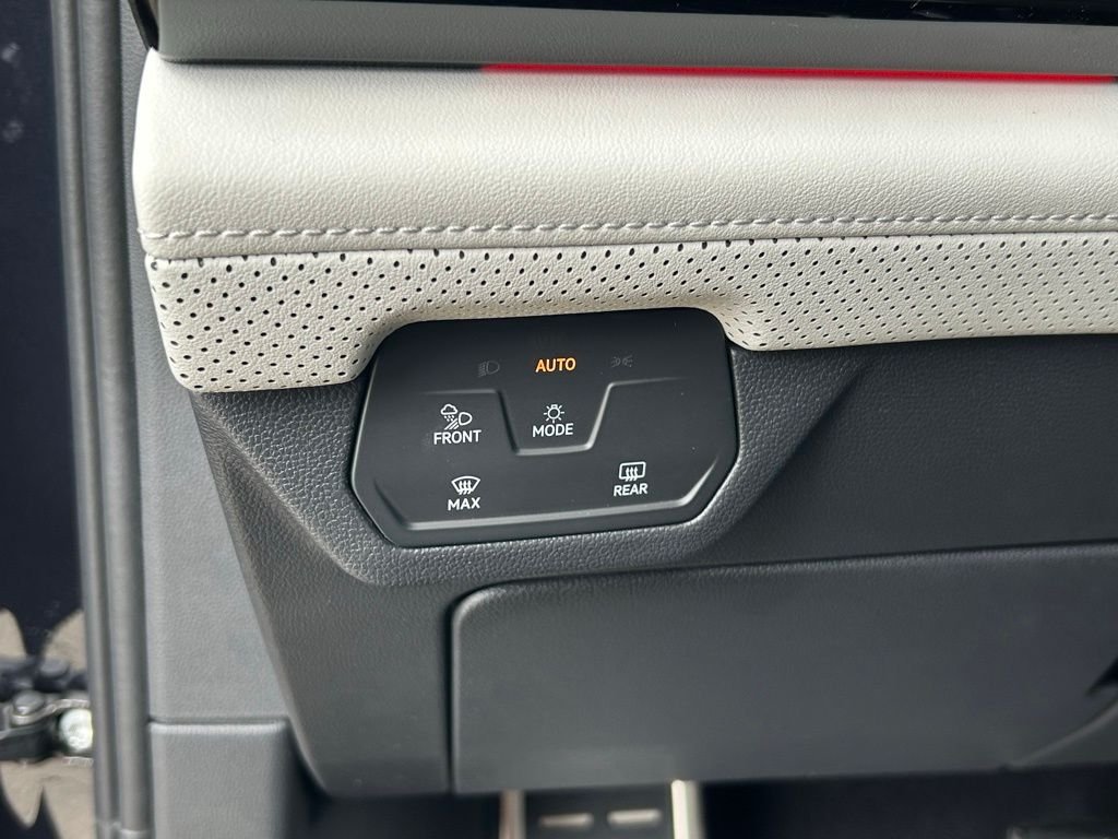 2026 Volkswagen Atlas Cross Sport SEL Premium R-LINE - Photo 21