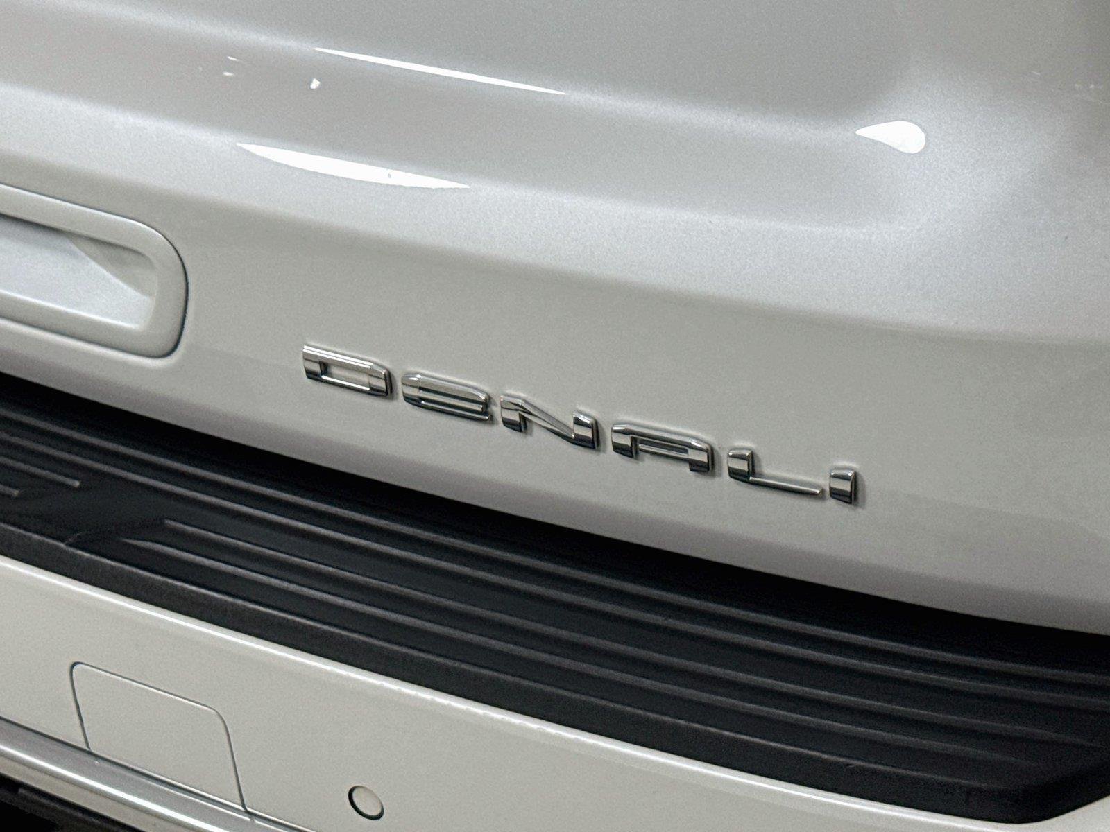 Used 2022 White Frost Tricoat GMC Denali | 22
