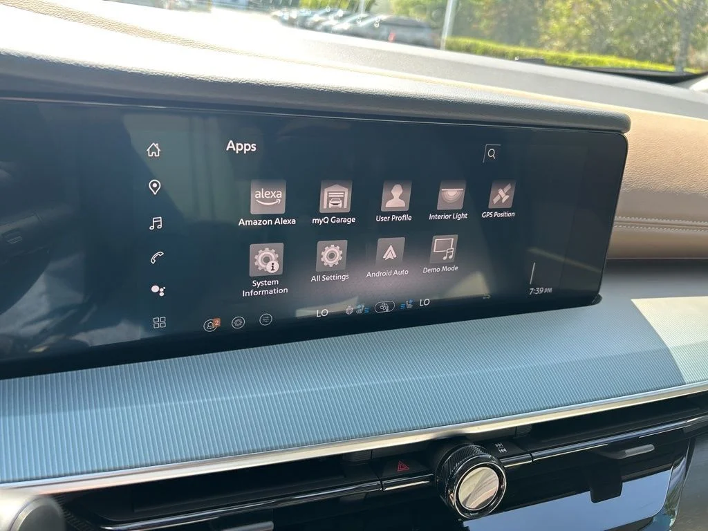New 2026 Everest White Pearl TriCoat Nissan Platinum image 37
