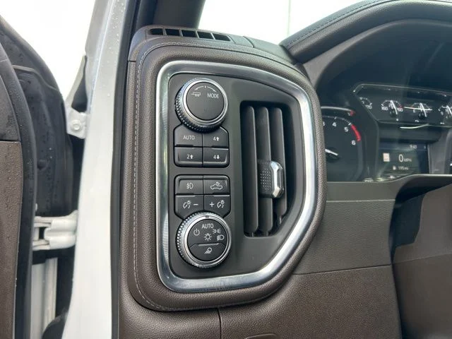 2021 GMC Sierra 1500 SLT - Photo 19