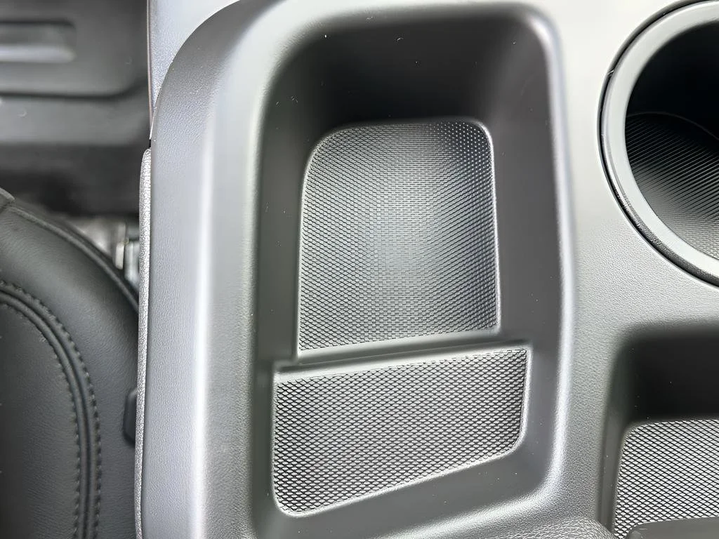 2025 Chevrolet Silverado 3500 HD Work Truck - Photo 9