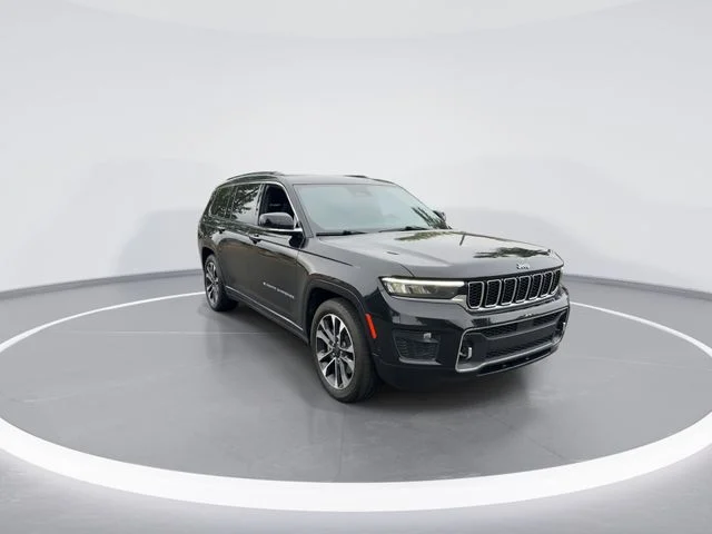 Used 2021 Black Jeep Overland image 2