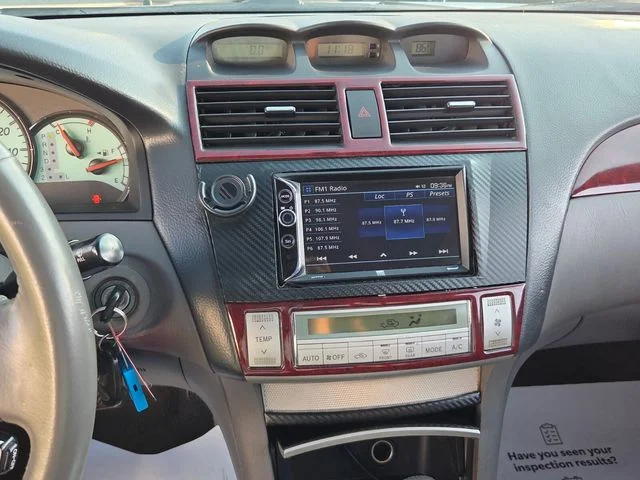 Used 2005 Blue Toyota SLE image 15
