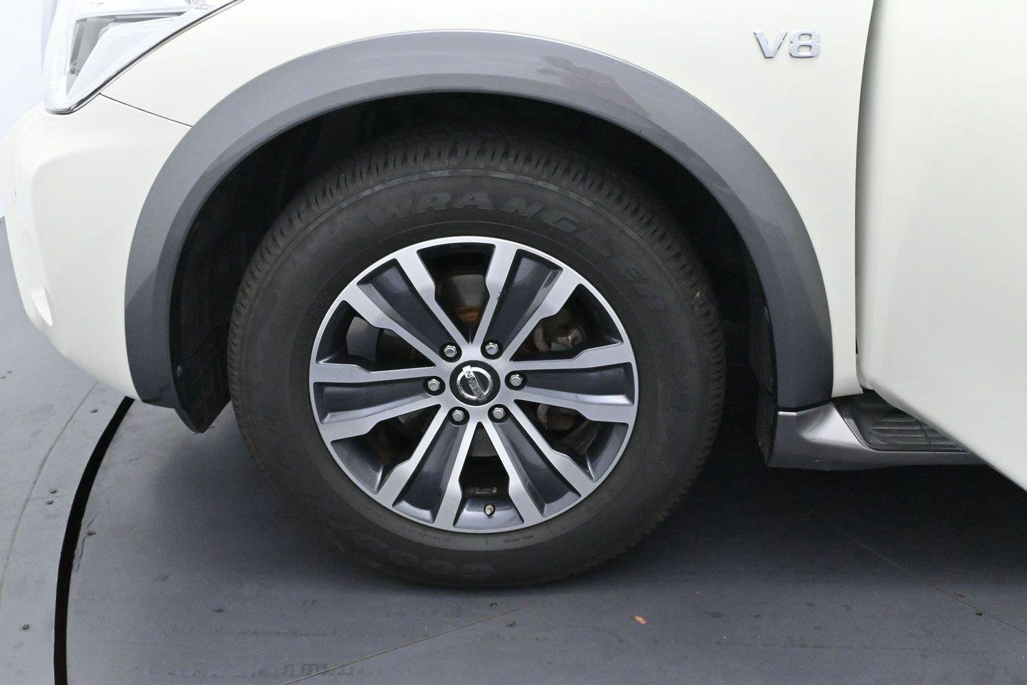 Used 2019 Pearl White Tricoat Nissan SL image 45