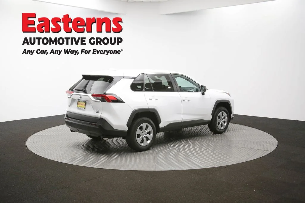 Used 2022 White Toyota LE image 39
