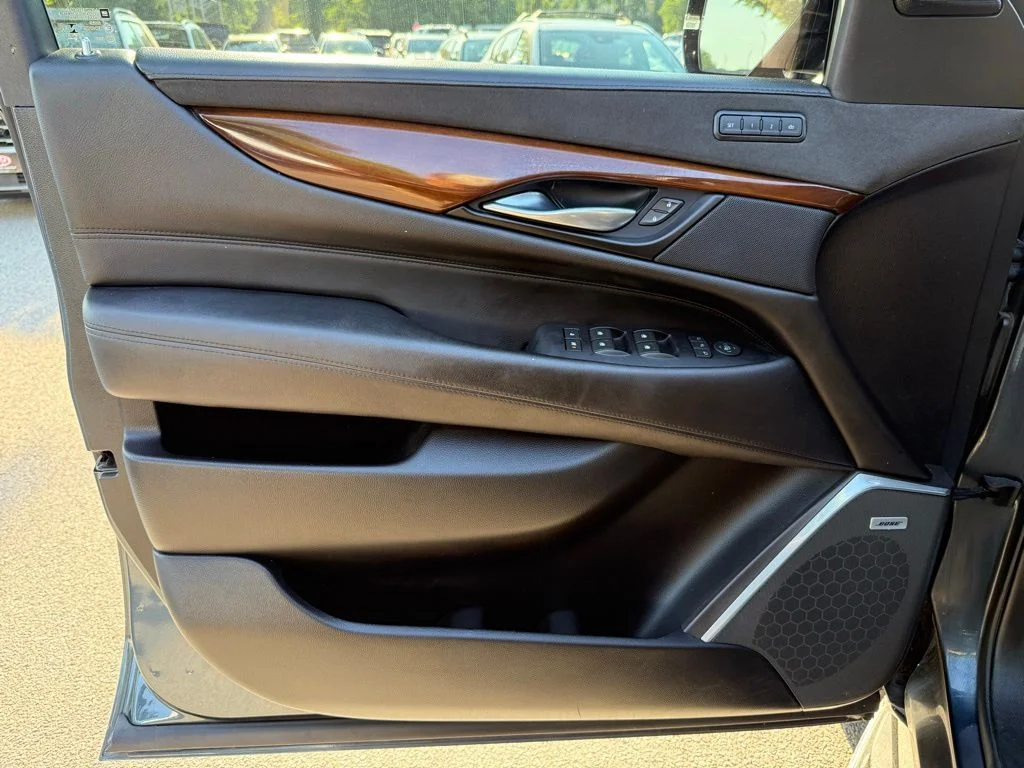 Used 2019 Gray Cadillac Luxury image 20