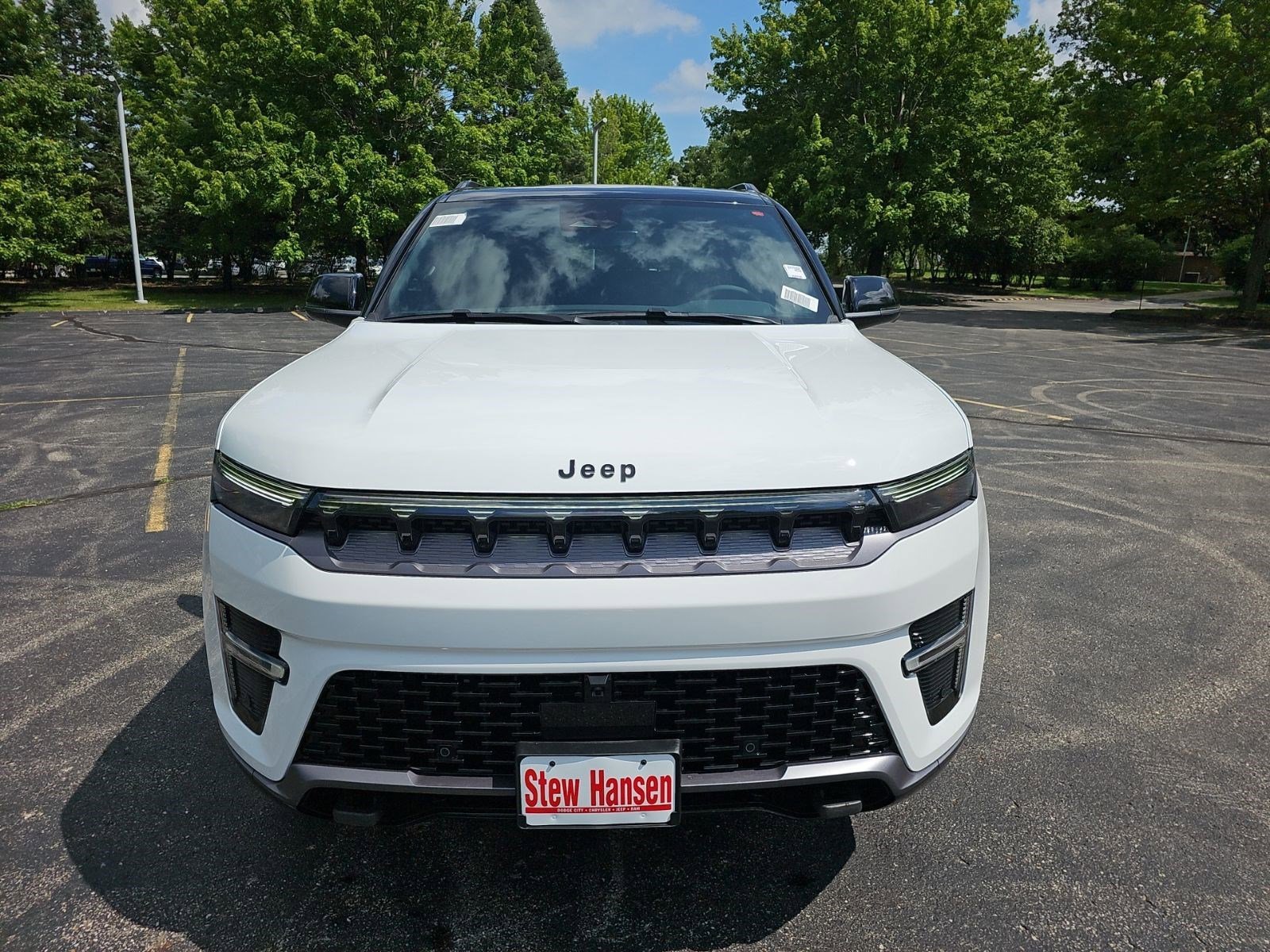 New 2026 Bright White Clearcoat Jeep Upland image 8