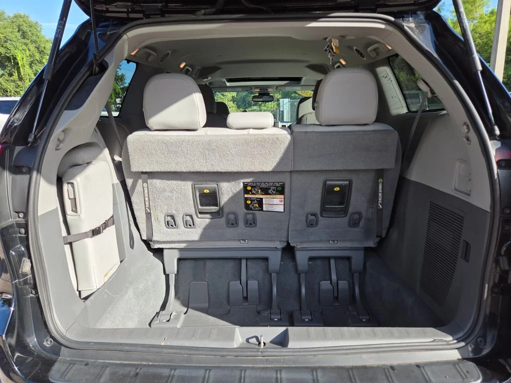 Certified Used 2020 Black Toyota XLE image 20