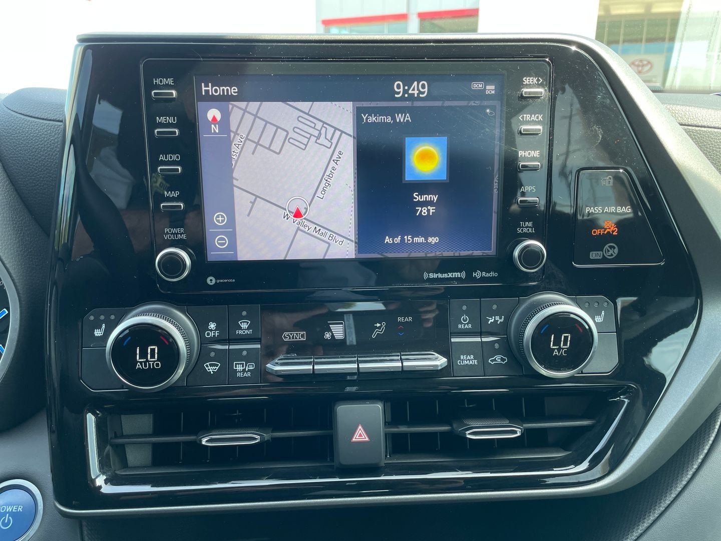 Used 2021 Gray Toyota XLE image 22