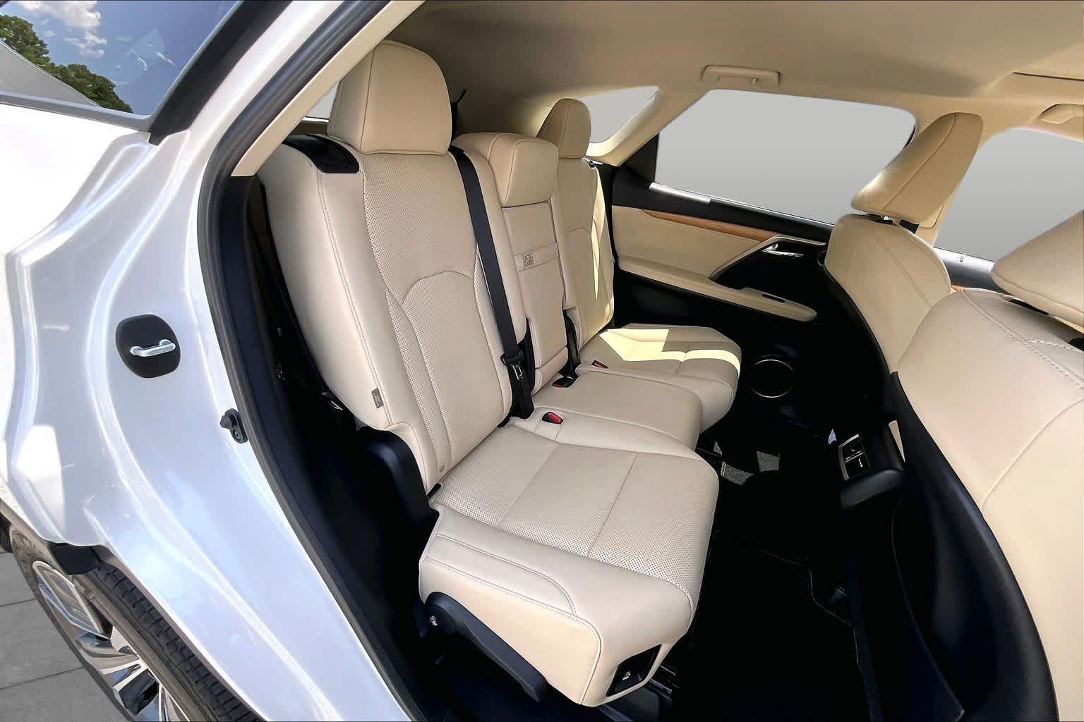 Used 2022 Eminent White Pearl Lexus  image 20