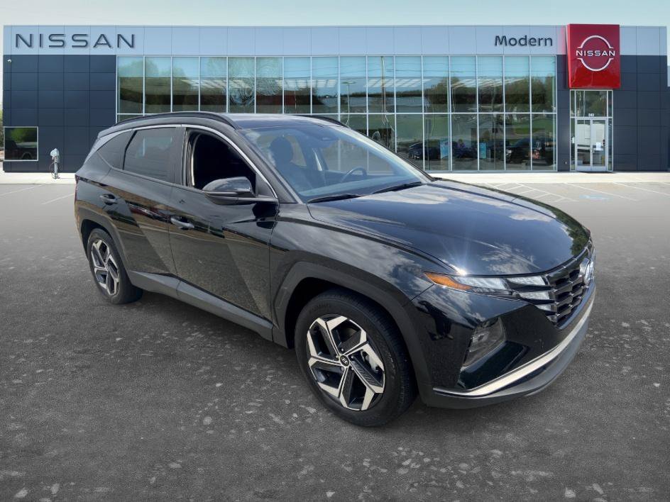 Used 2024 Black Pearl Hyundai SEL image 3