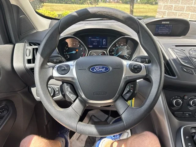 Used 2014 Red Ford SE image 17