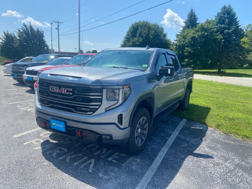 Used 2024 Sterling Metallic GMC AT4 image 3