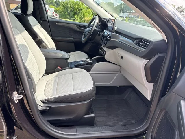 Used 2024 Black Ford Active image 11