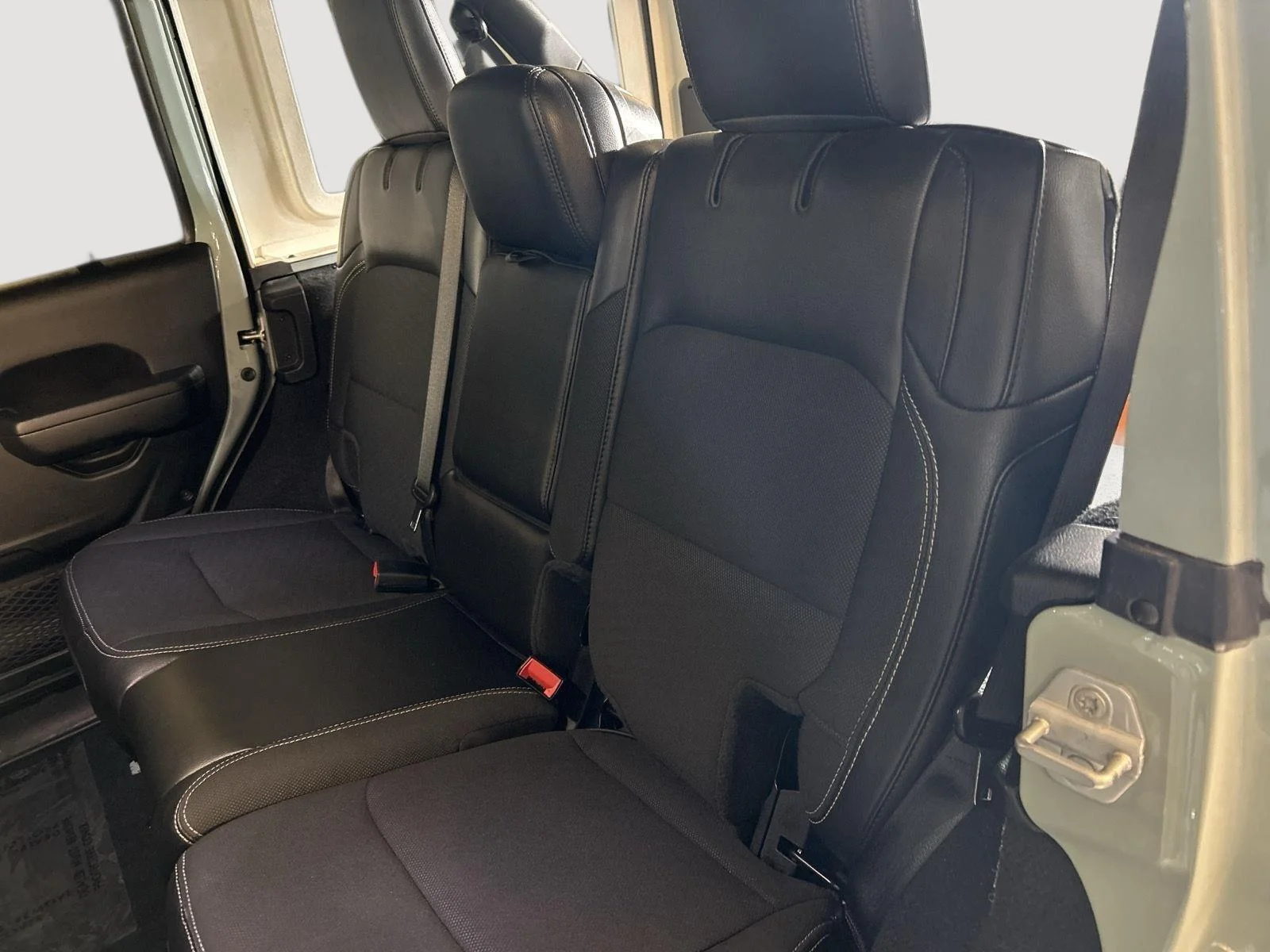 Used 2023 Earl Clearcoat Jeep Freedom image 25