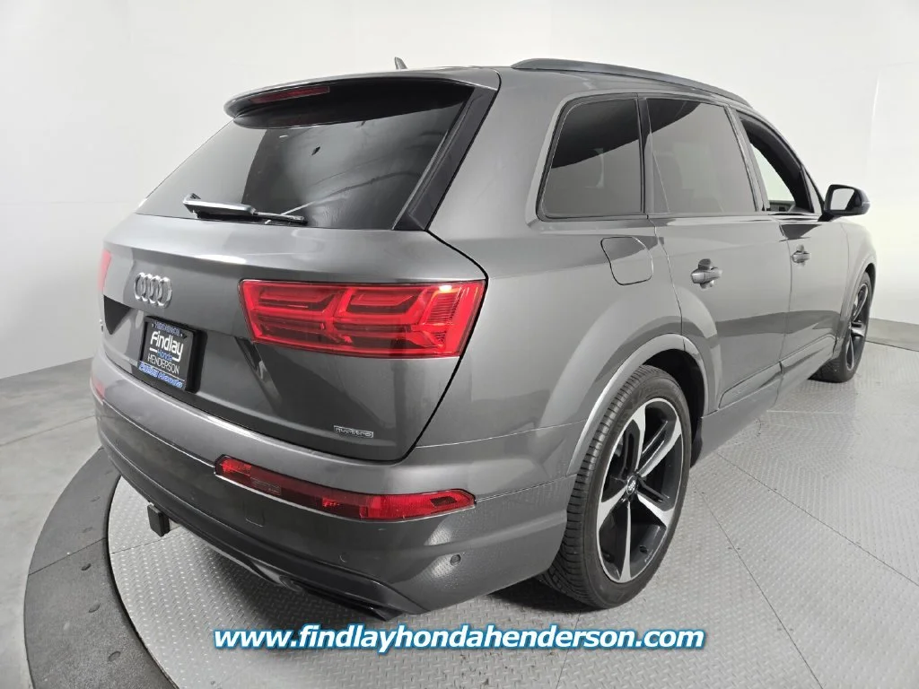 Used 2019 Gray Metallic Audi 55 SE Premium Plus image 6