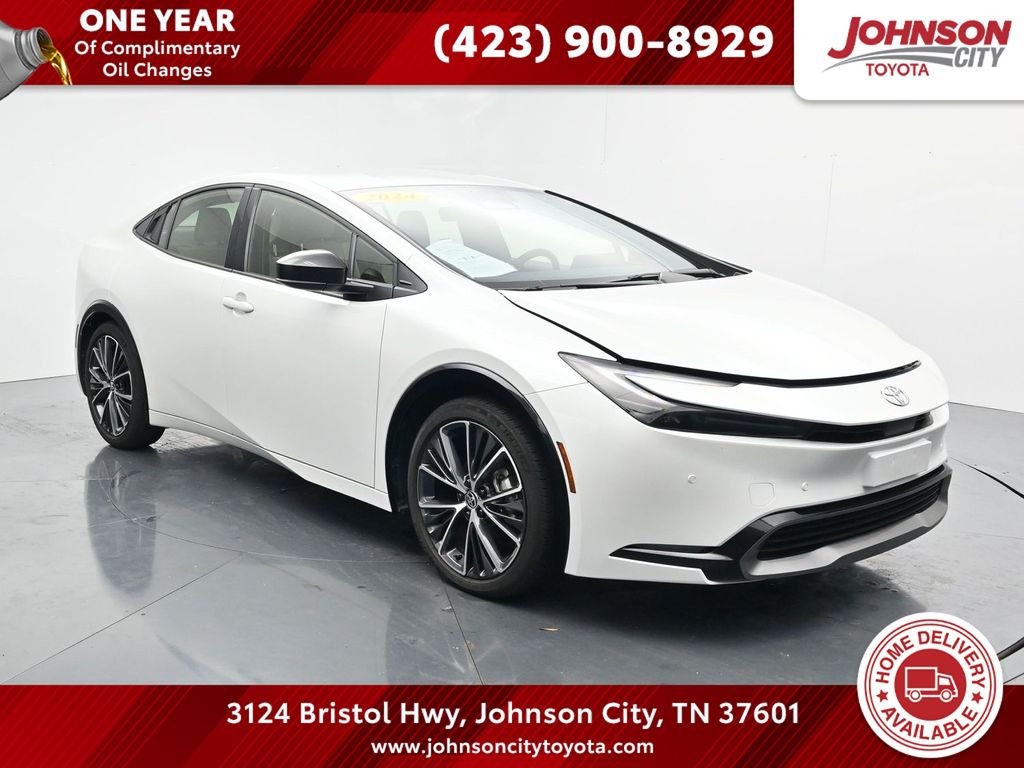 Used 2024 Beige Toyota XLE image 1