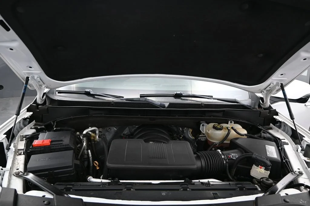 Used 2021 White GMC Denali image 17