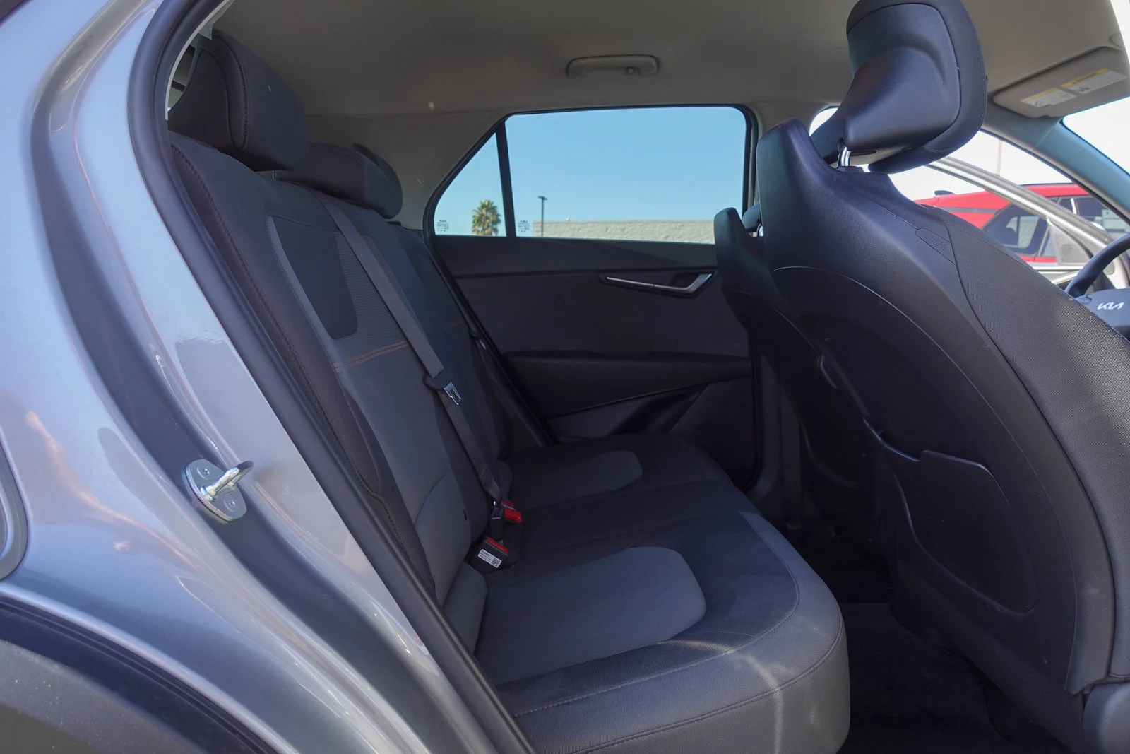 Used 2025 Steel Gray Kia LX image 14