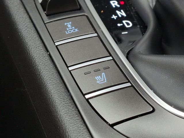 Used 2026 White Hyundai SEL Sport image 19